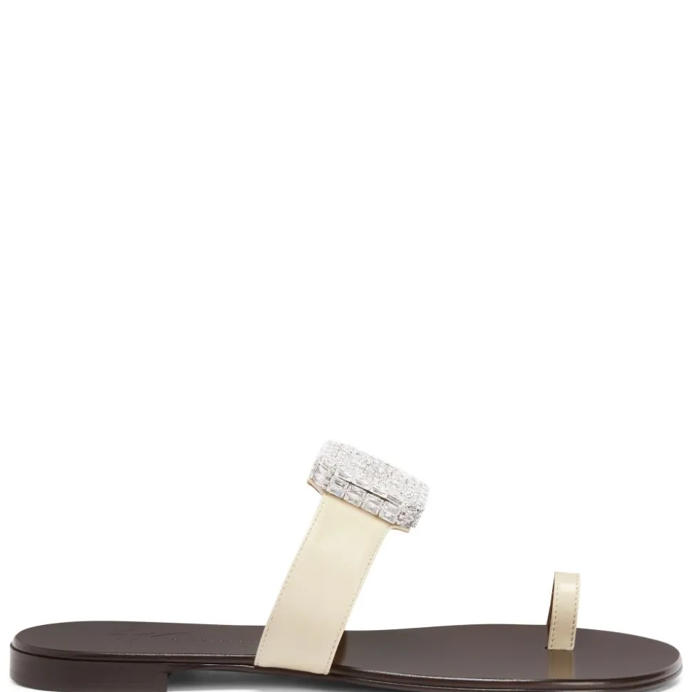 BLAHIR FLAT