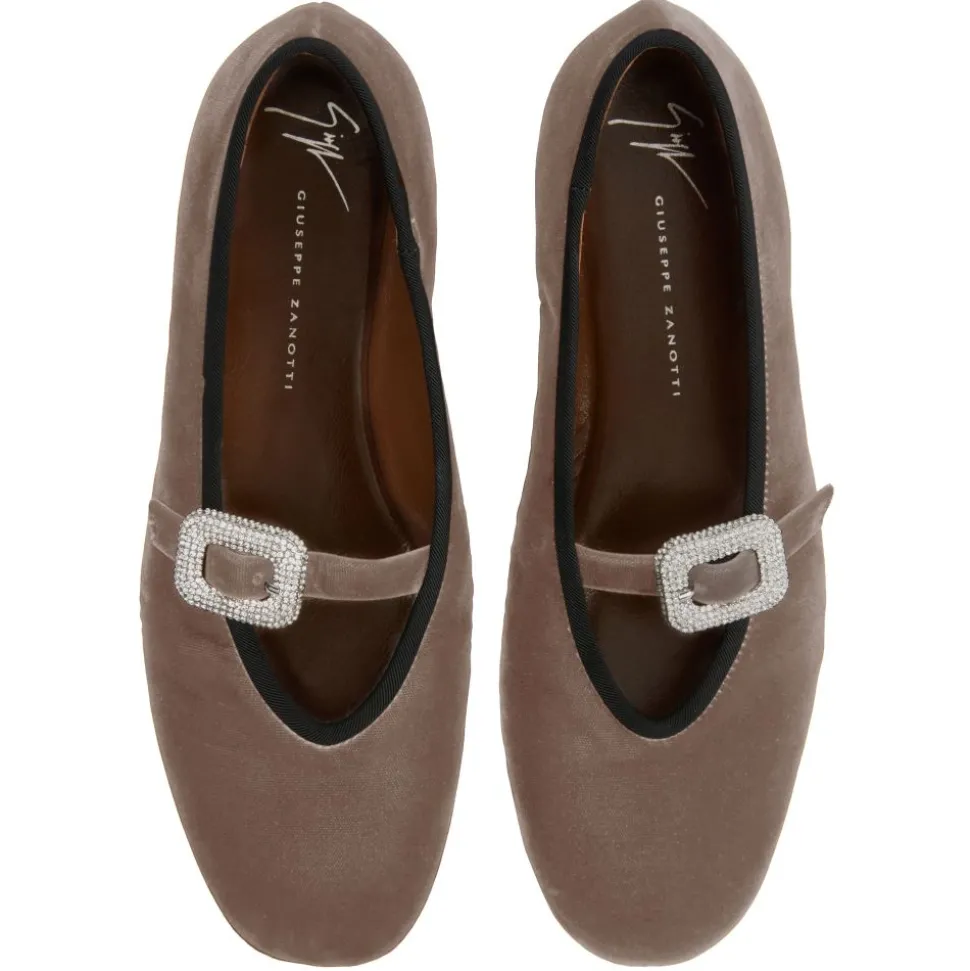 GEORGIA BUCKLE